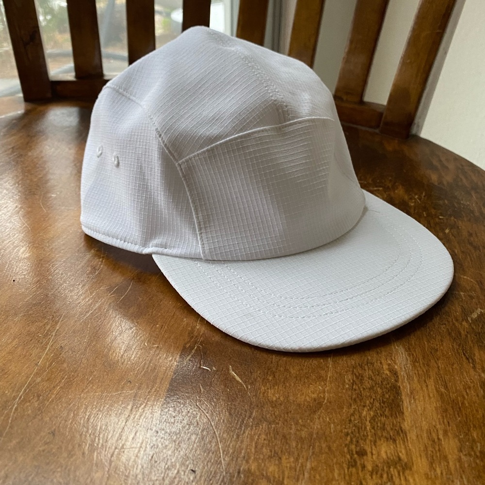 Lululemon five times hat o/s